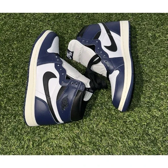 Jordan 1 Midnight Navy Size‎ 5 Men's